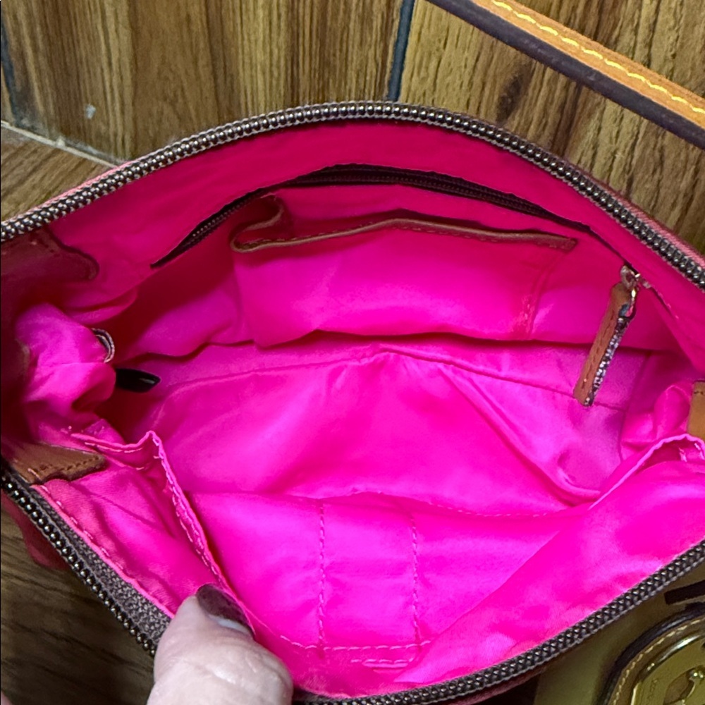 Dooney & Bourke Red Women's Bag - Picture 6 of 8